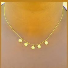 Load image into Gallery viewer, Shining Sunflowers Necklace