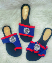 Load image into Gallery viewer, Single Toe Belize Flag Slippers
